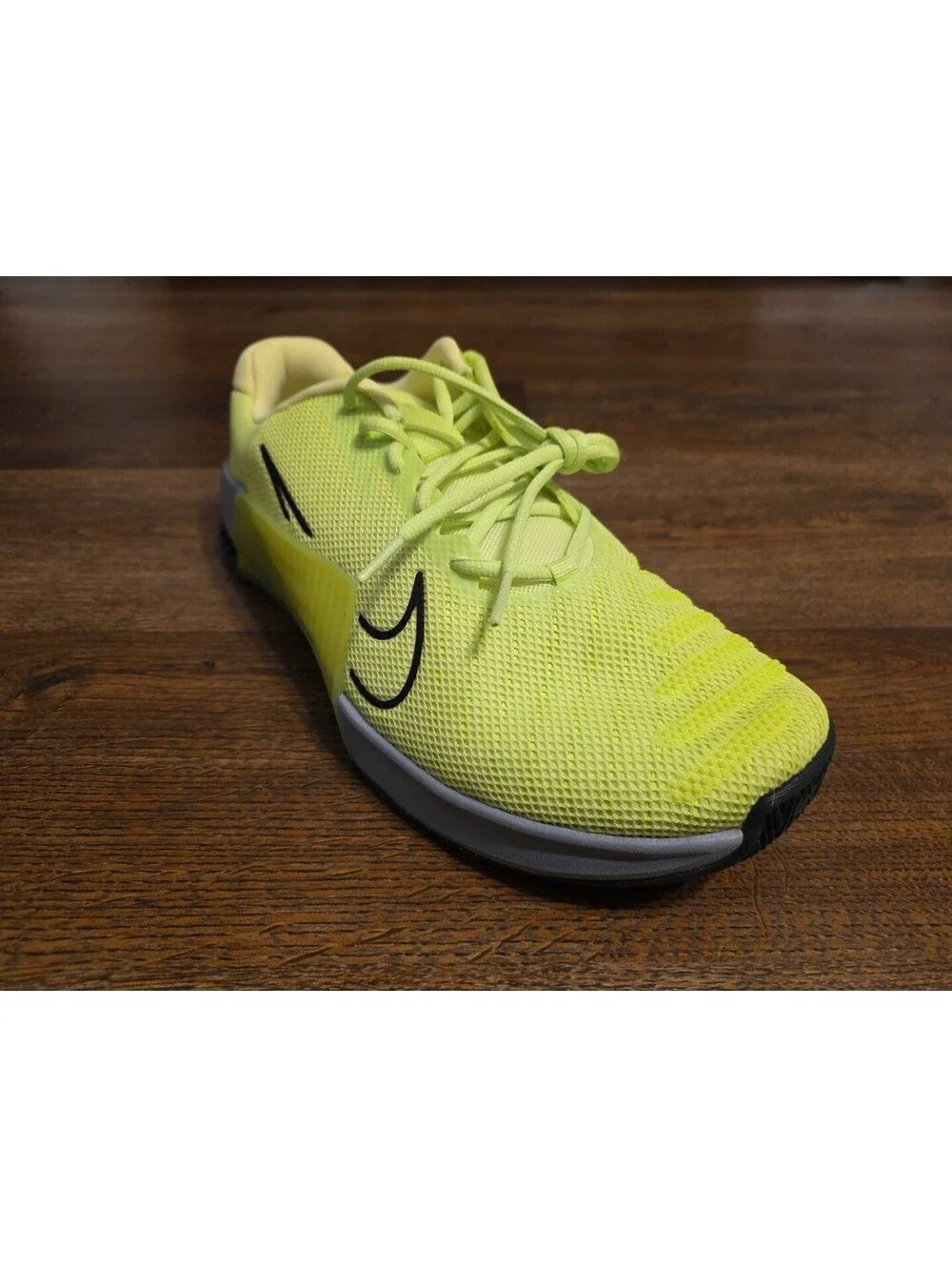 Size 12.5 Nike Metcon 9 Men Training Shoes Light Lemon Twist Volt DZ2617 701 New